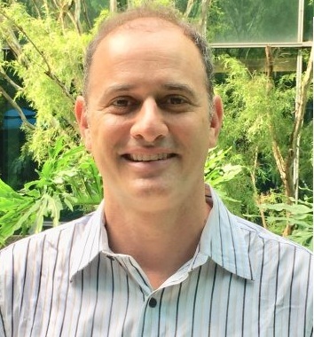 Dr Mike Faktor